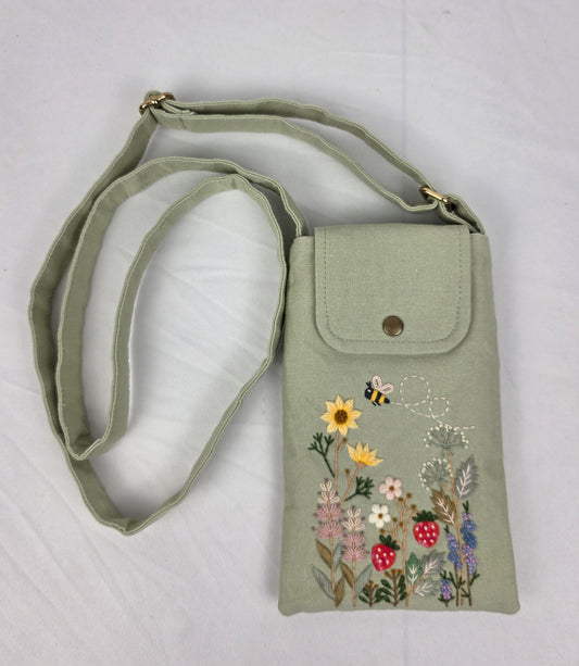 Phone Travel Wallet - Pistachio