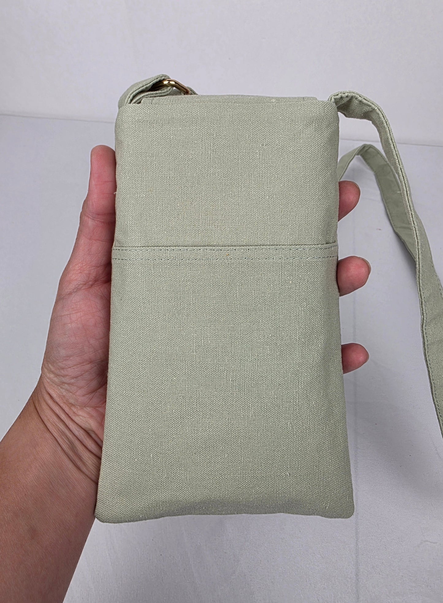 Phone Travel Wallet - Pistachio
