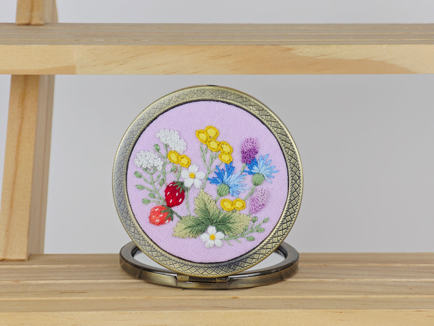 Motif Compact Mirror - Lilac Wildflower Posy | Handmade by Lena Handicrafts