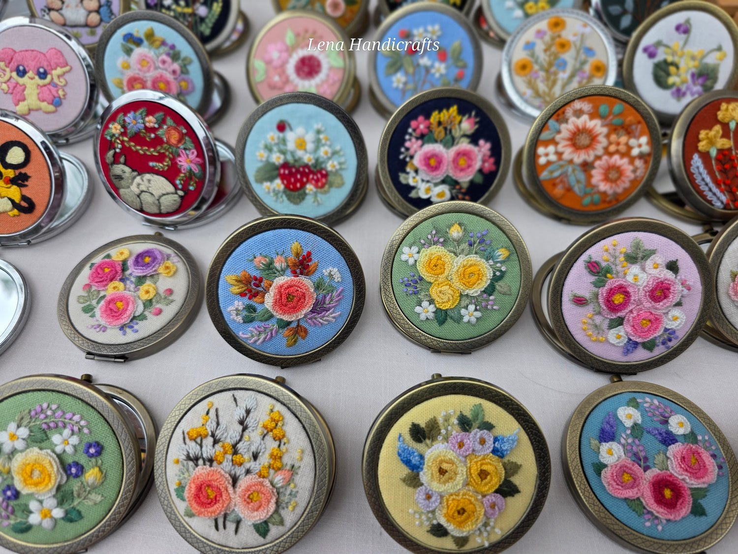 Motif Compact Mirrors