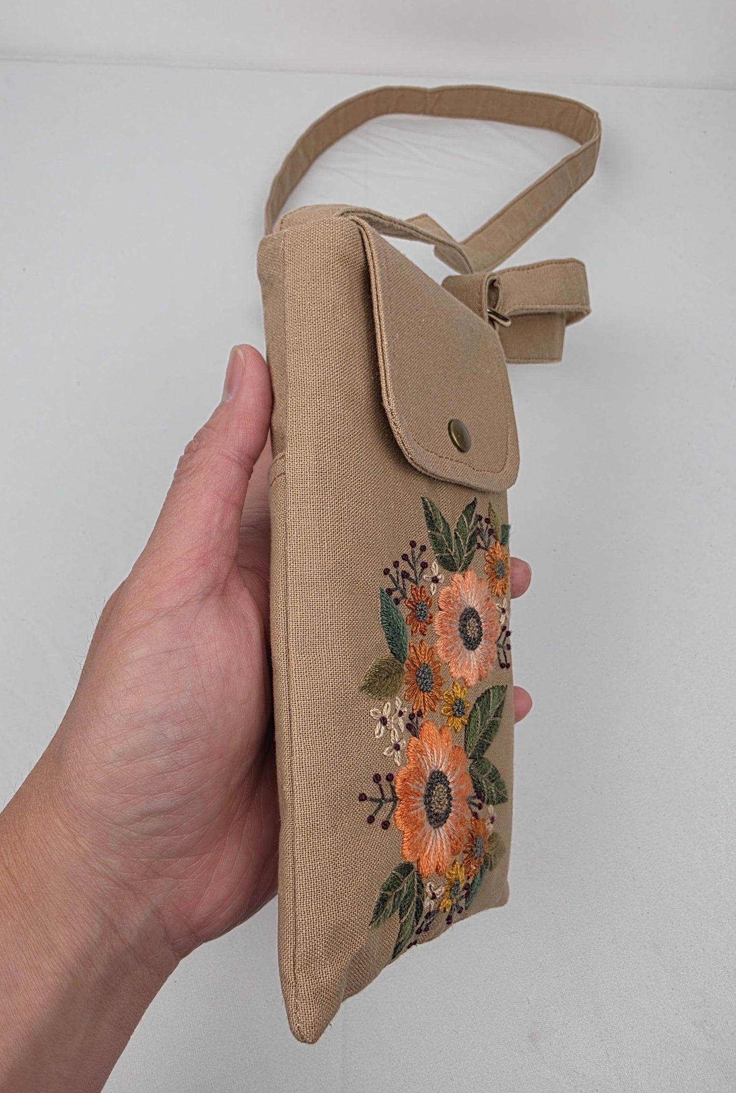 Phone Travel Wallet - Tan