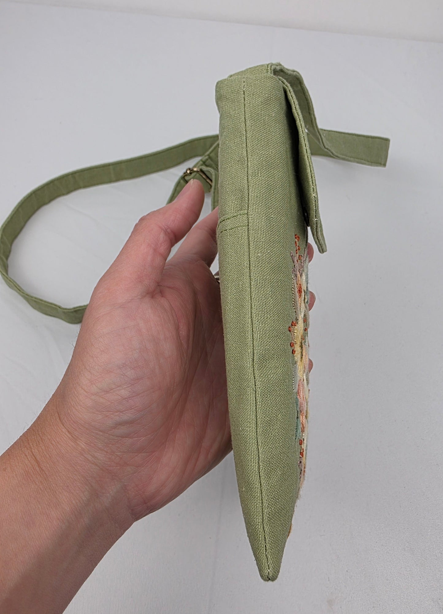 Phone Travel Wallet - Sage Green