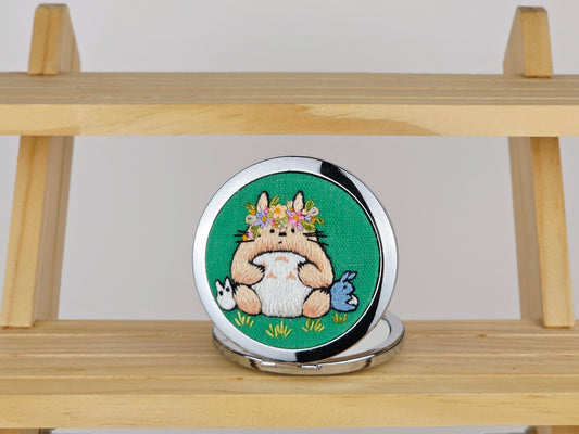 Motif Compact Mirror - Meadow Totoro Crown | Handmade by Lena Handicrafts