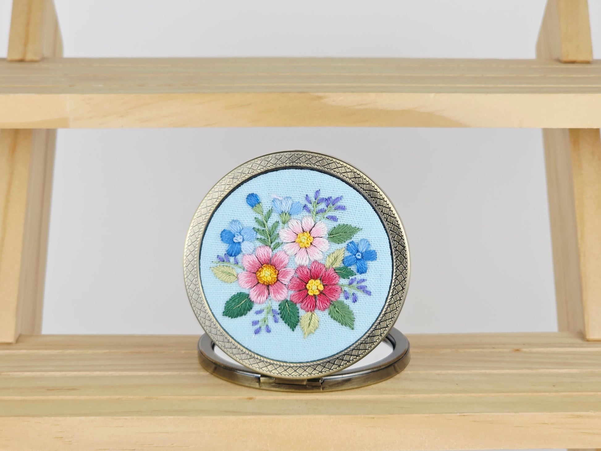 Motif Compact Mirror - Sky Blue Floral Bouquet | Handmade by Lena Handicrafts