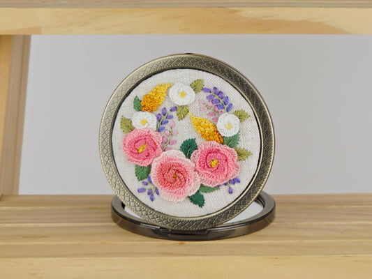 Motif Compact Mirror - Rose Bouquet Bloom | Handmade by Lena Handicrafts