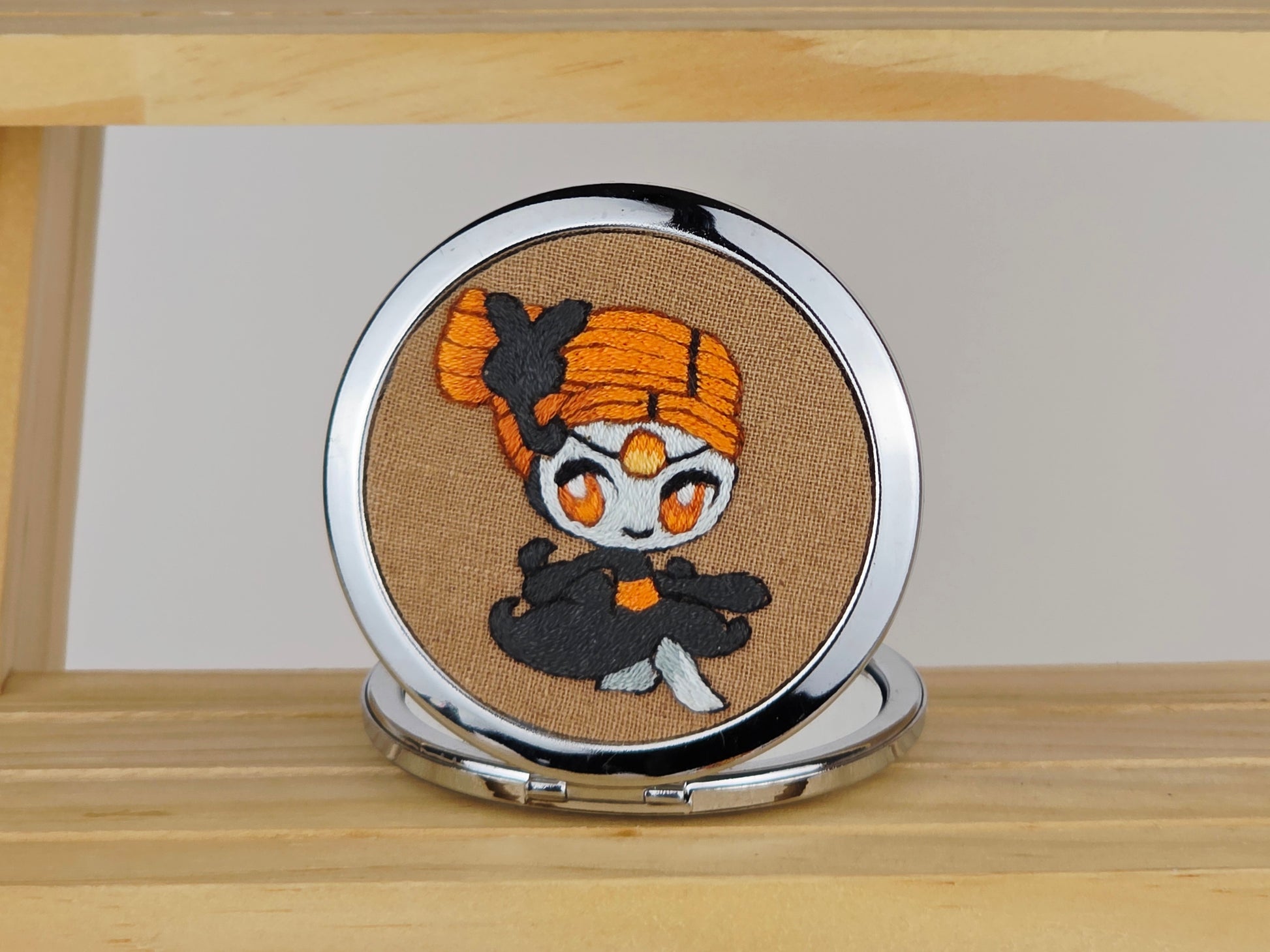 Motif Compact Mirror - Amber Chibi Warrior | Handmade by Lena Handicrafts
