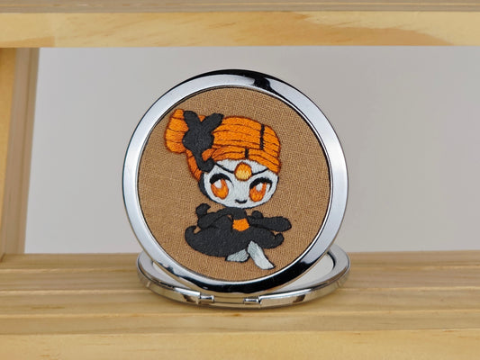 Motif Compact Mirror - Amber Chibi Warrior | Handmade by Lena Handicrafts