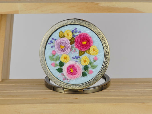 Motif Compact Mirror - Sky Rose Bouquet | Handmade by Lena Handicrafts