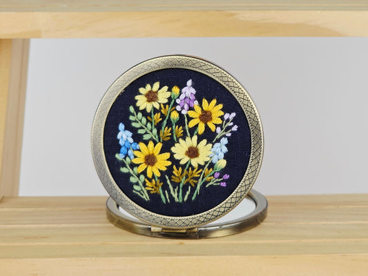 Motif Compact Mirror - Midnight Sunflower Bouquet | Handmade by Lena Handicrafts