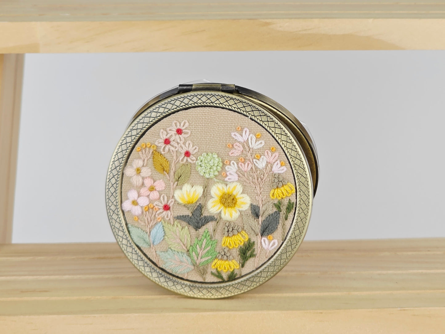 Motif Compact Mirror - Golden Sunflower Bouquet | Handmade by Lena Handicrafts