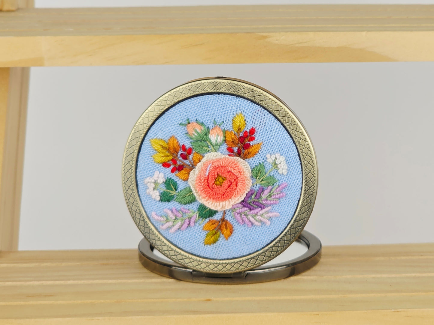 Motif Compact Mirror - Sky Rose Bouquet | Handmade by Lena Handicrafts