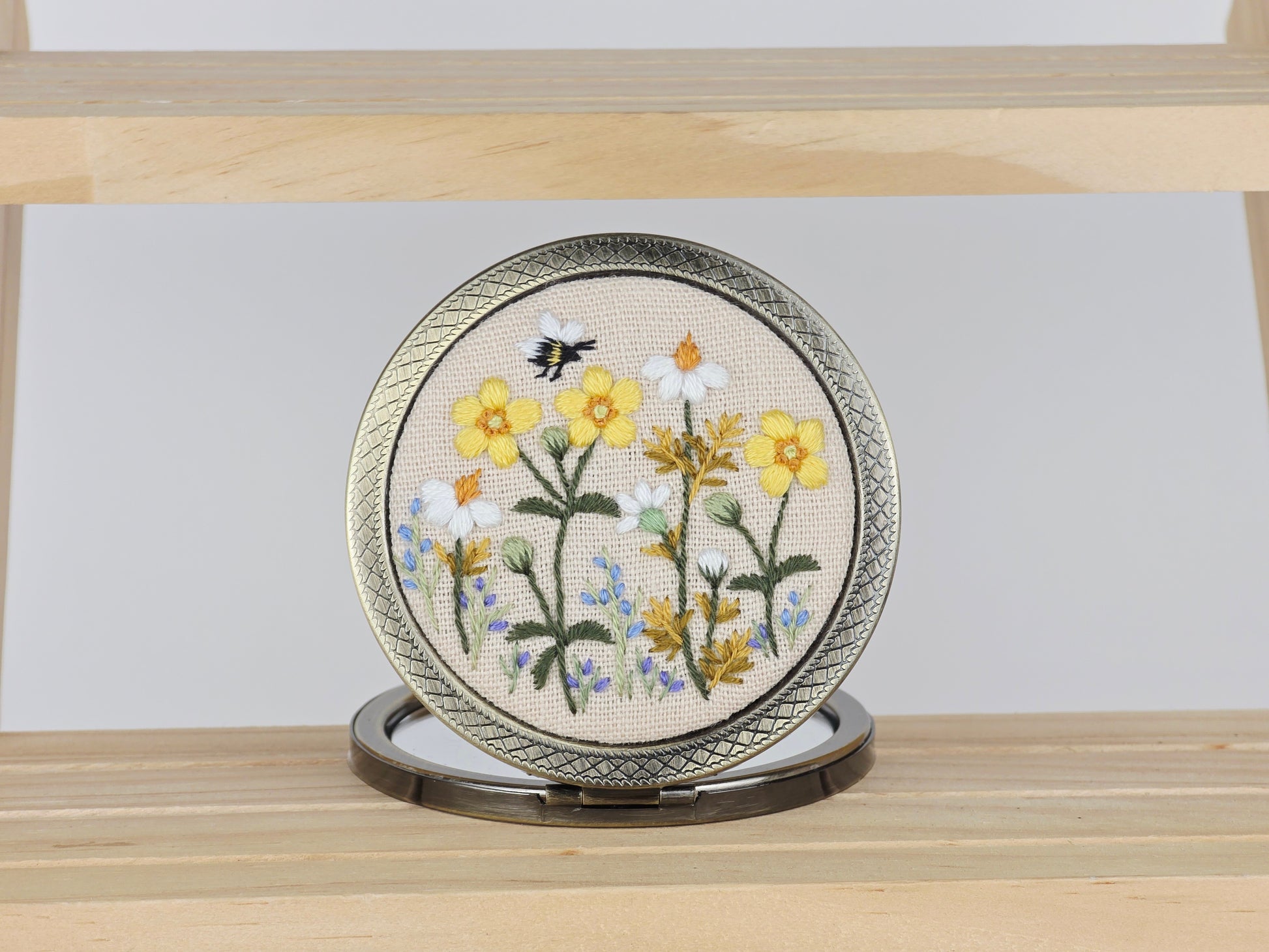 Motif Compact Mirror - Golden Bee Meadow | Handmade by Lena Handicrafts