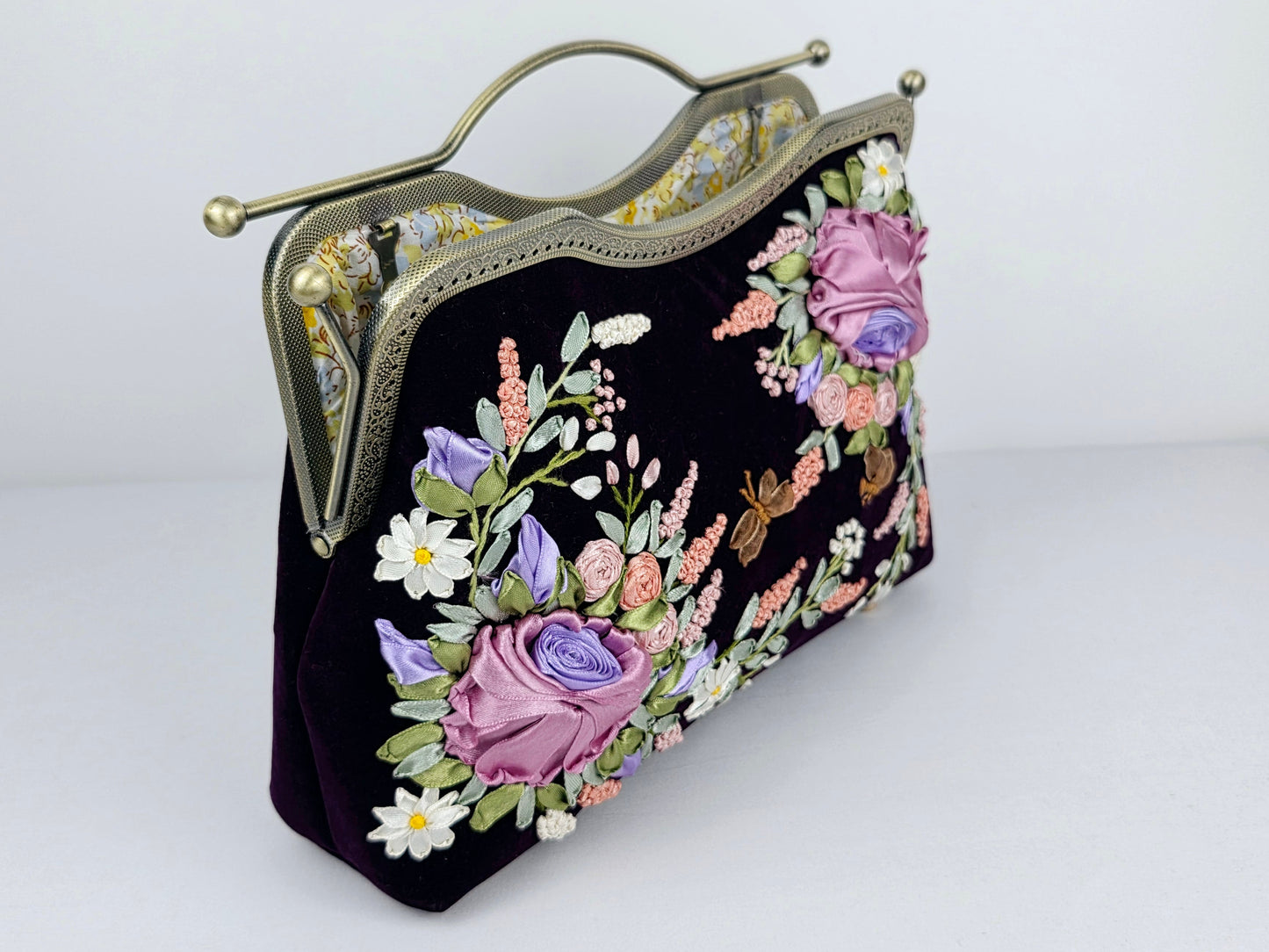 Velvet Clutch - Lux Bar #MK2