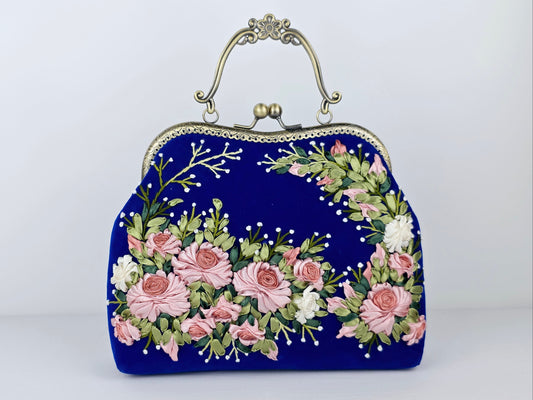 Velvet Clutch - Medium 🌟 #MK4