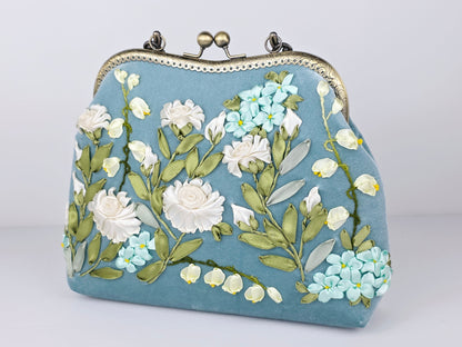 Velvet Clutch - Medium 🌟 #MK2