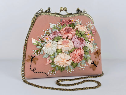 Velvet Clutch - Medium 🌟 #MK6