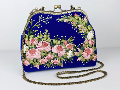 Velvet Clutch - Medium 🌟 #MK4