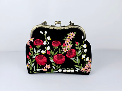 Velvet Clutch - Medium 🌟 #2