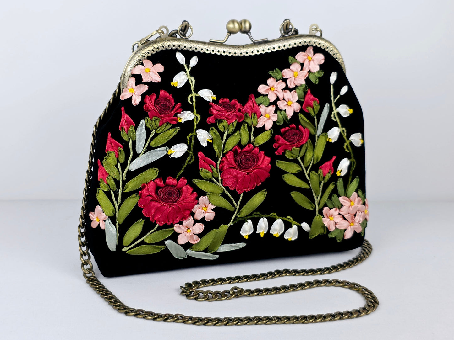 Velvet Clutch - Medium 🌟 #MK5