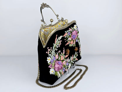 Velvet Clutch - Medium 🌟 #3