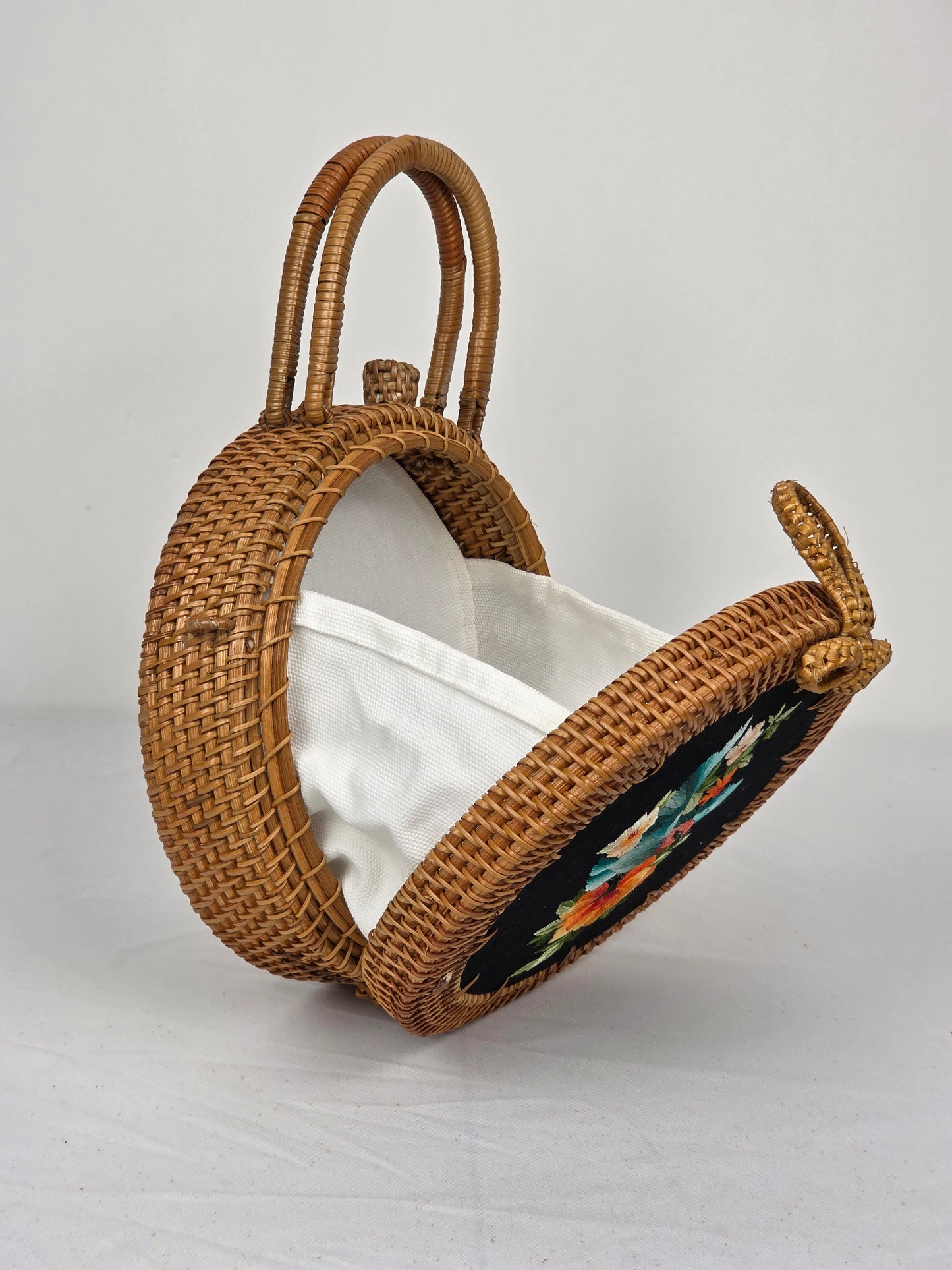 Circle Rattan Purse - Tropical Songbird