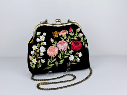 Velvet Clutch - Medium 🌟 #1