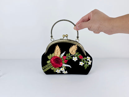 Velvet Clutch - Compact 🌟 #1