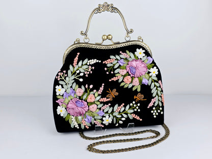 Velvet Clutch - Medium 🌟 #3