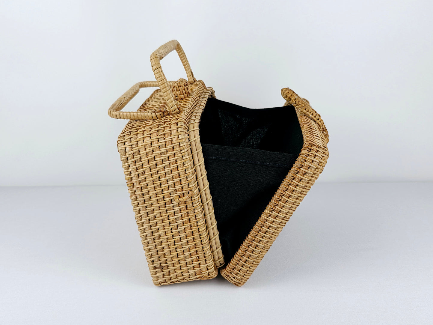 Rattan Purse w/ embroidery #1