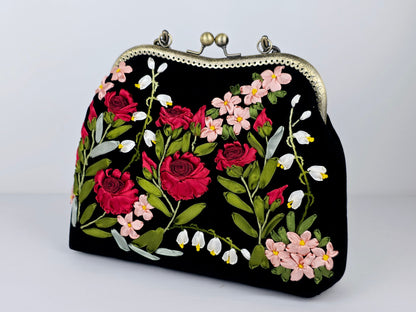 Velvet Clutch - Medium 🌟 #MK5