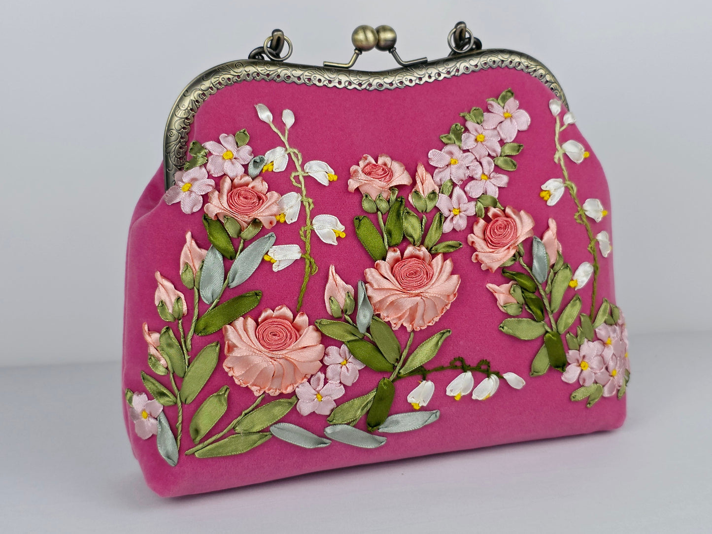 Velvet Clutch - Medium 🌟 #MK1