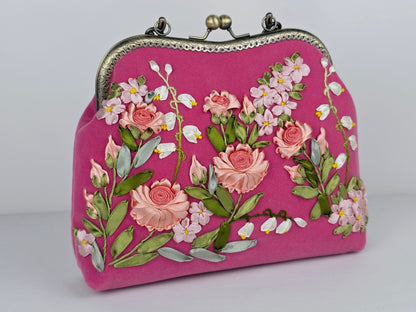 Velvet Clutch - Medium 🌟 #MK1